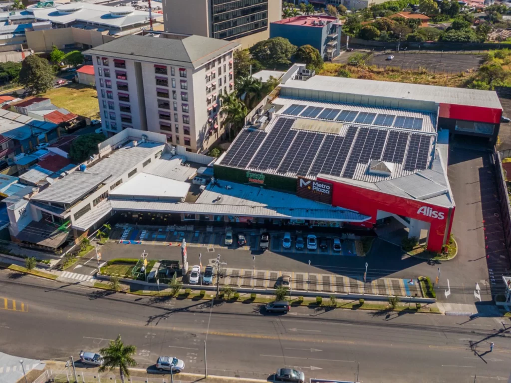 Metro Plaza Escazu5 zoom